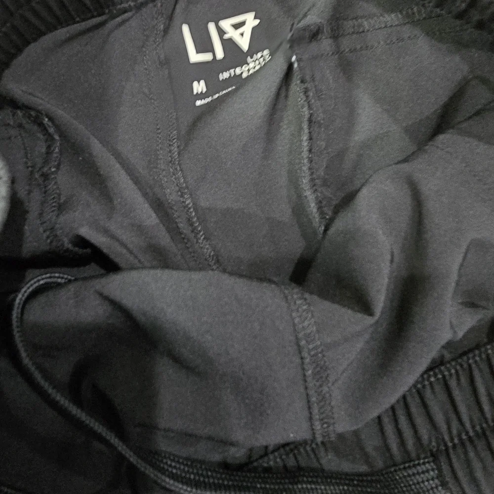 LIV Outdoor Dash Active Cargo Jogger Zip Pockets Black Size M